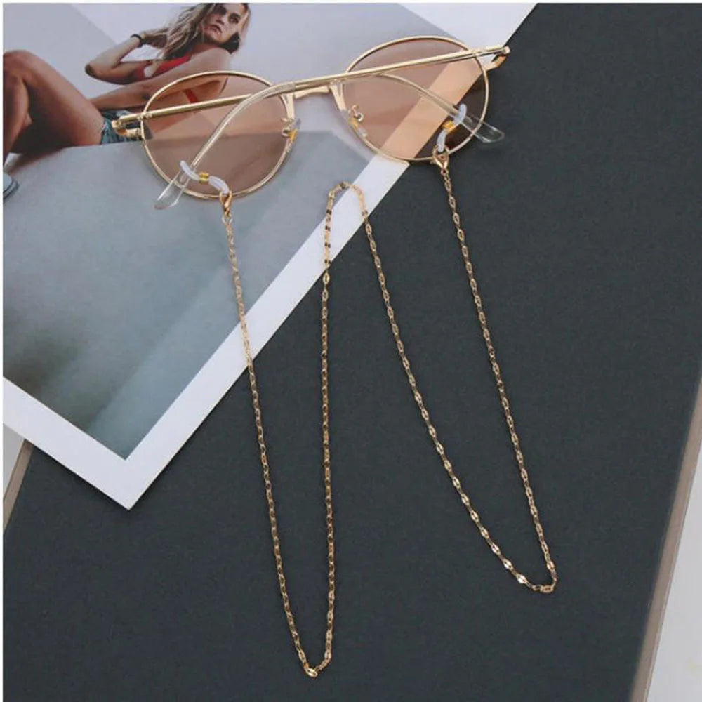 Curve Glam™ Fashion Glasses – Women’s Sunglass Chain