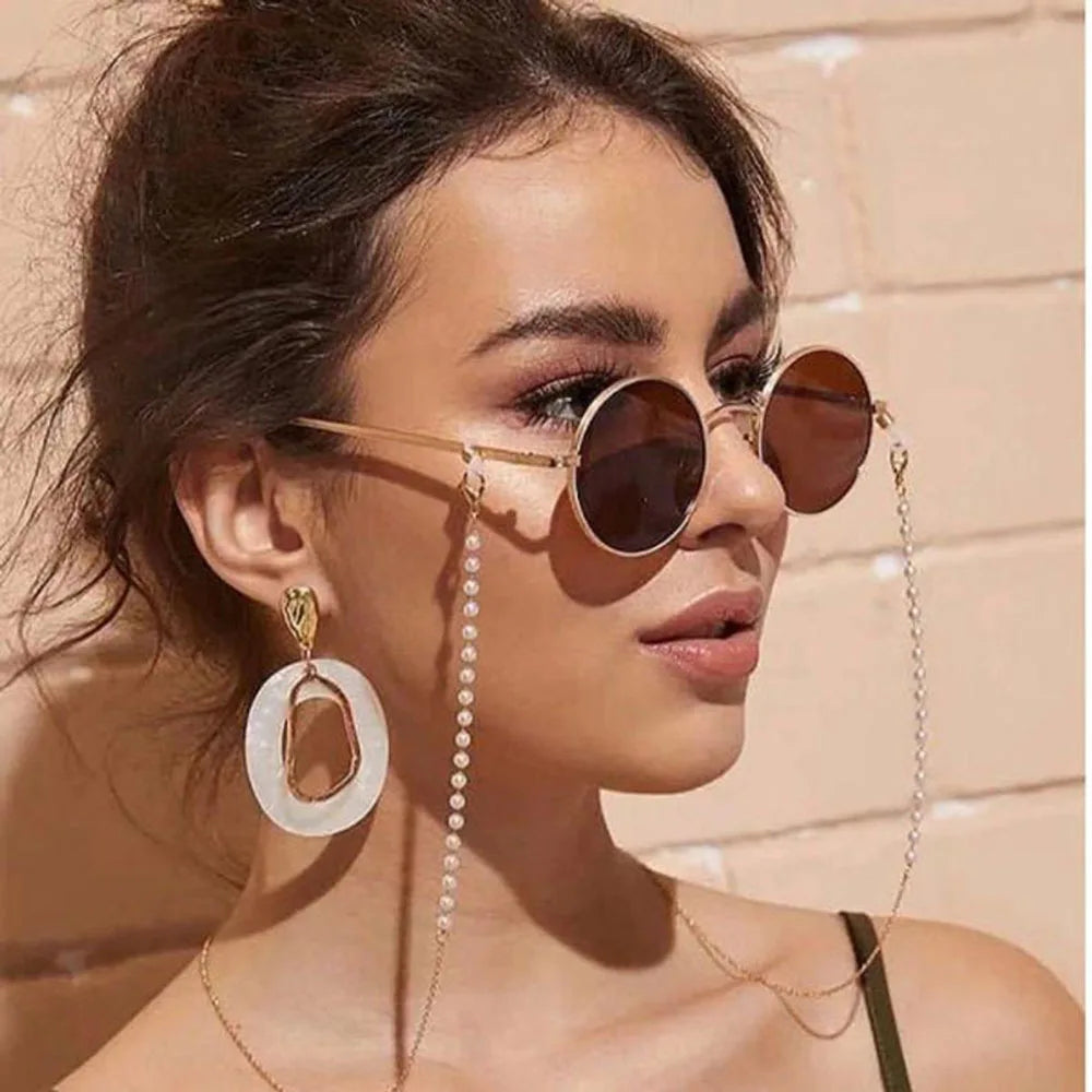 Curve Glam™ Fashion Glasses – Women’s Sunglass Chain