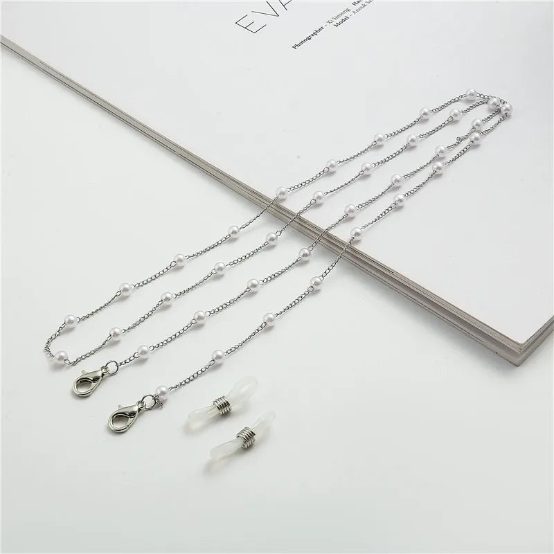 Curve Glam™ Fashion Glasses – Women’s Sunglass Chain