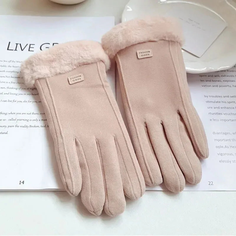 Curve Glam™ Winter Plush – Women’s Thick Gloves